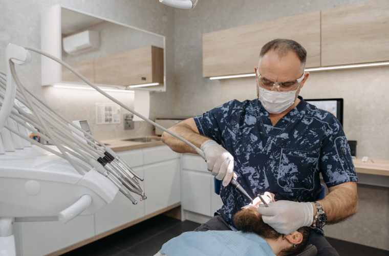 Dentista
